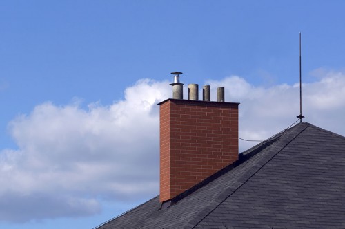 When Is the Best Time to Replace a Roof?